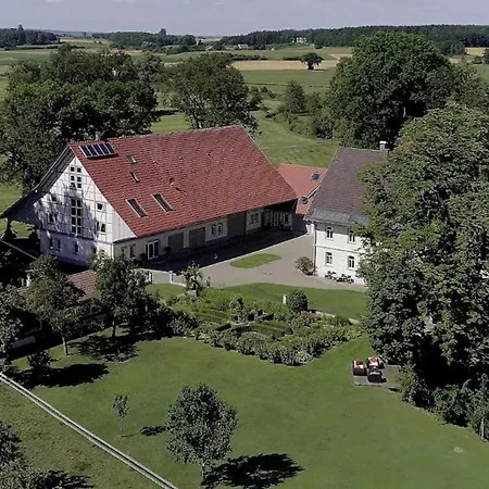 Mit Grosszuegiger Terrasse Und Blick In Апартаменты *