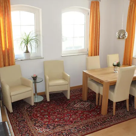 Mit Grosszuegiger Terrasse Und Blick In Lejlighed Bad Saulgau